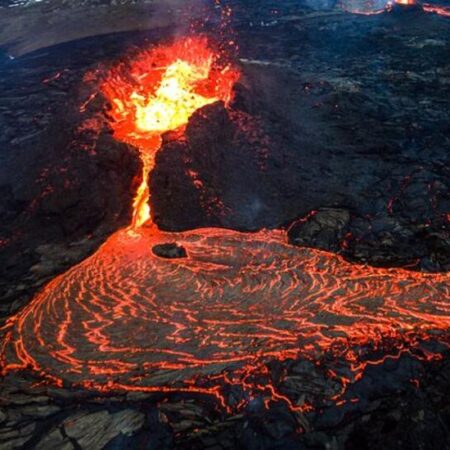 Российские ученые изучили гигантский вулкан на Венере: лавовые потоки размером с Чехию