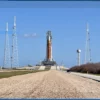 Ракета НАСА SLS Возвращена на Стартовую Площадку Перед Запланированным Апрельским Полетом Artemis 2